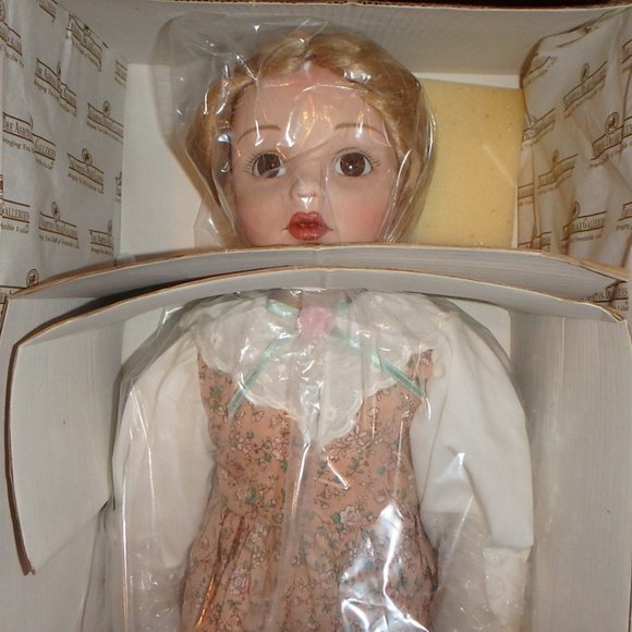 Gabrielle by Gaby Rademann 1993 Ashton Drake - Picture 3 of 9